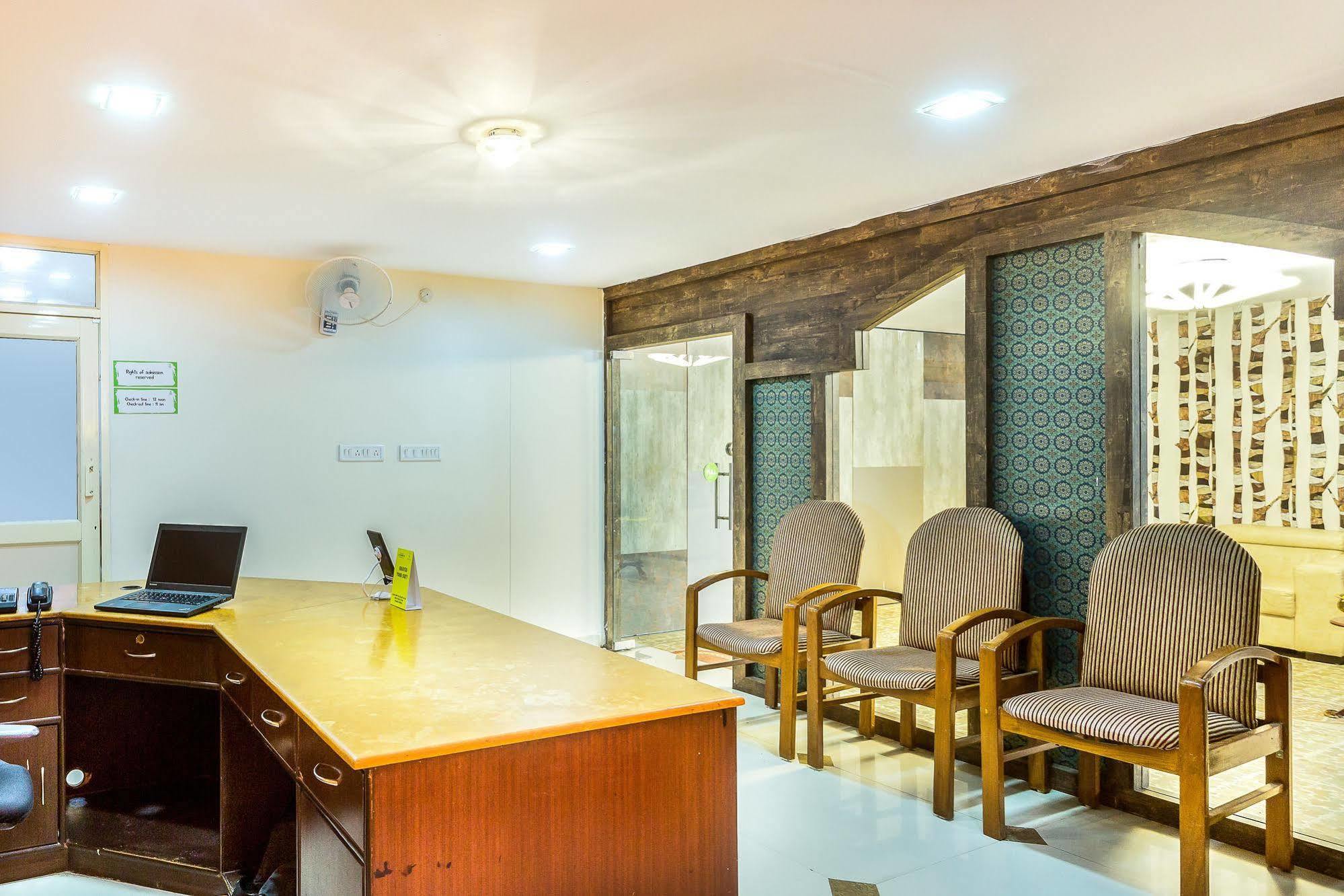 Hotel Treebo Srico, Banjara Hills Hyderabad Exterior foto